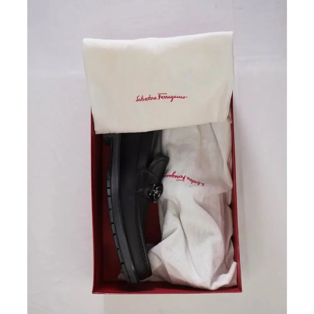 $850 FERRAGAMO - 